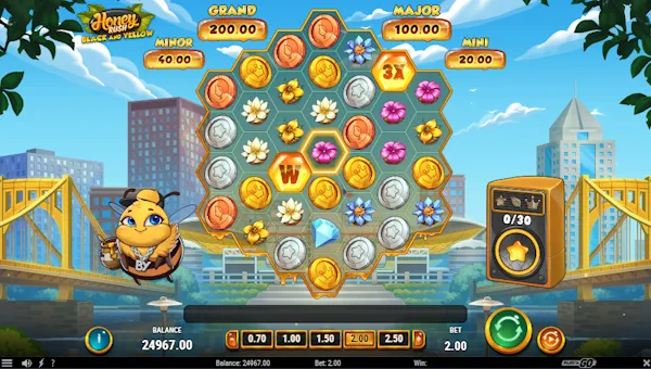 Honey Rush Black and Yellow base game screenshot showing reels and features